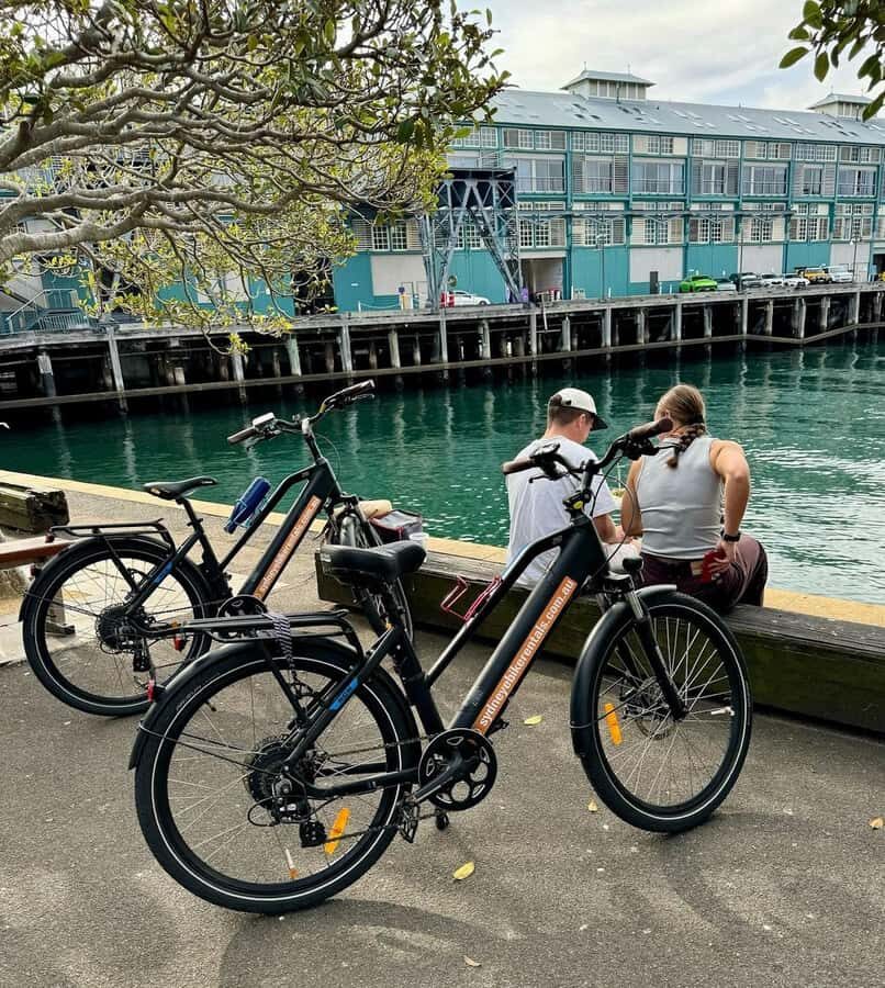 Sydney: Electric Bike Rental & Wheel Explorer Audio Guide - Kings Cross to Surry Hills: local Sydney on the bike