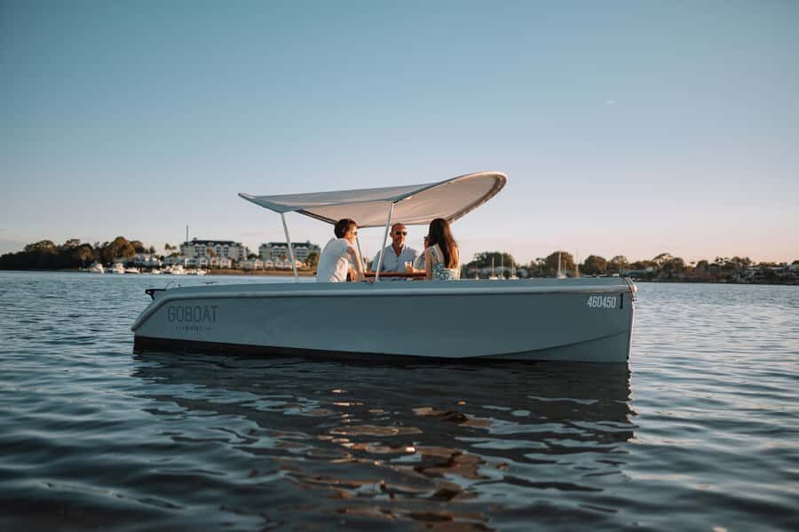 Sydney: Electric Boat Rental from Cabarita Point - From GoBoat Sydney to Cabarita Point: your route starts immediately