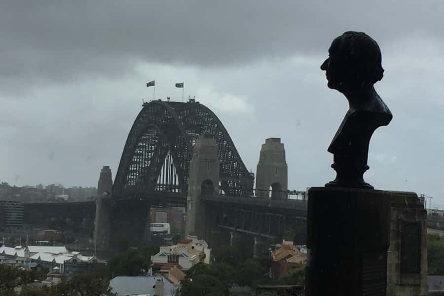 Sydney: Half-Day City Tour - Watsons Bay, Camp Cove, and The Gap: where the coast gets dramatic