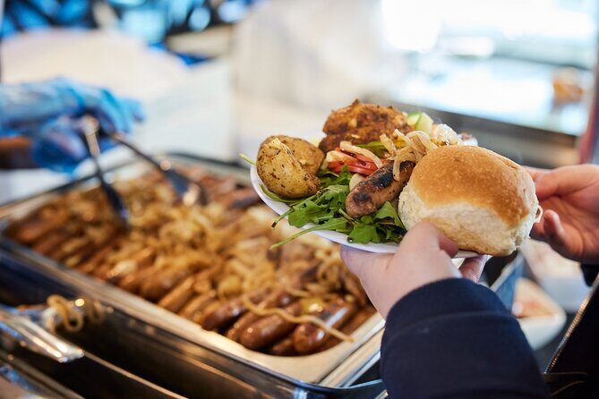 Sydney Harbour Discovery Cruise Including Lunch - Quick hits before you board