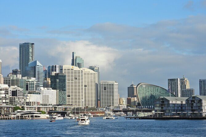 Sydney Harbour Discovery Dinner Cruise Scenic Sights and Buffet - Who this cruise is best for