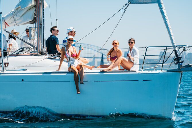 Sydney Harbour: Hands-On Sailing Experience on Luxury Yacht - Watsons Bay, Rose Bay, and Taronga Zoo from the Water
