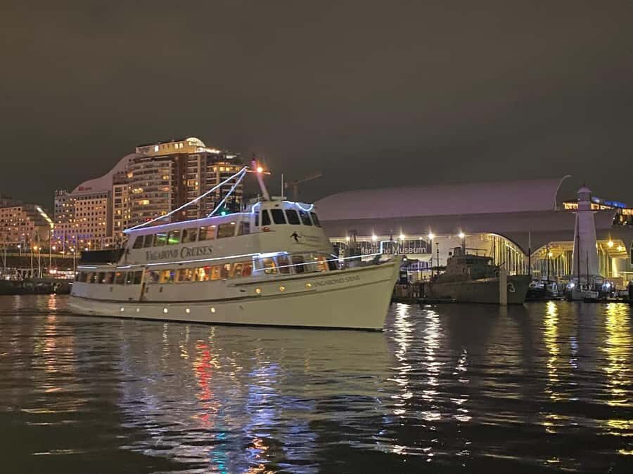 Sydney Harbour: Latin Fiesta Dinner Cruise - Key things to know before you board