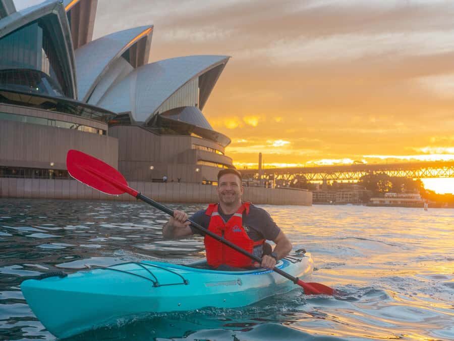Sydney: Harbour Sunrise Kayak Tour - Guides, Safety Gear, and the Feeling of Being in Good Hands
