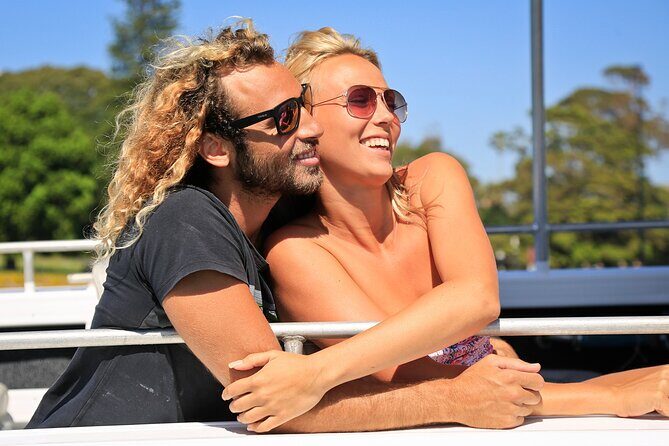 Sydney Harbour Twilight Cruise - Champagne and comfort: what to expect onboard