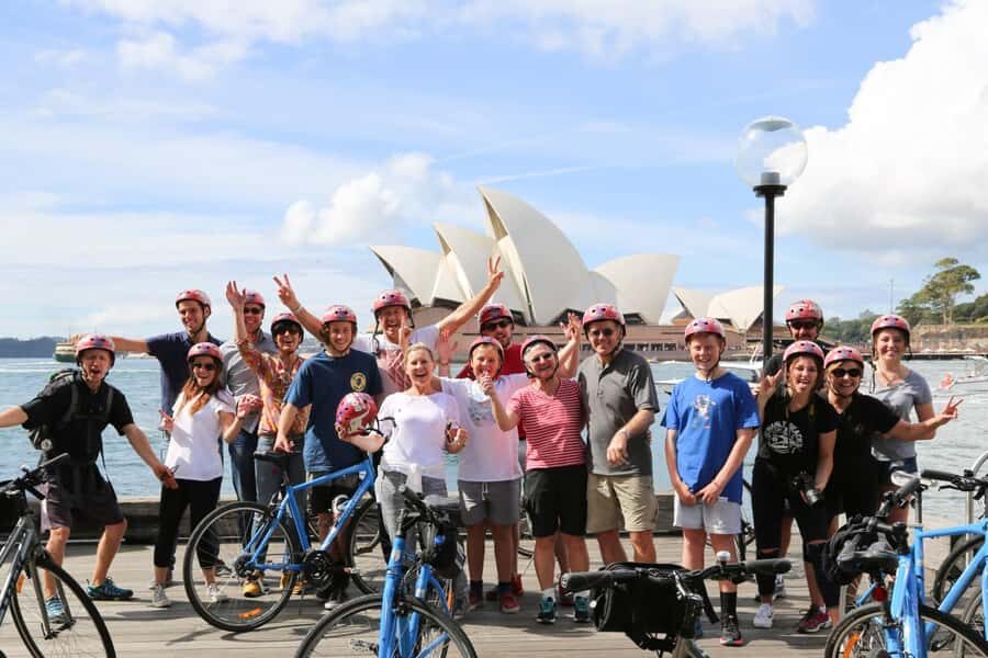 Sydney Highlights 2.5-Hour Bike Tour - Circular Quay to Walsh Bay piers: where the harbor photos come fast