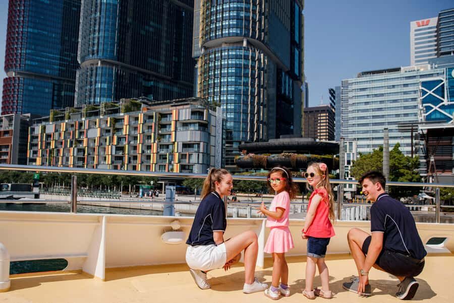Sydney: Hop-on Hop-off Harbour Cruise with Commentary - Circular Quay Wharf 6: where your harbour tour starts