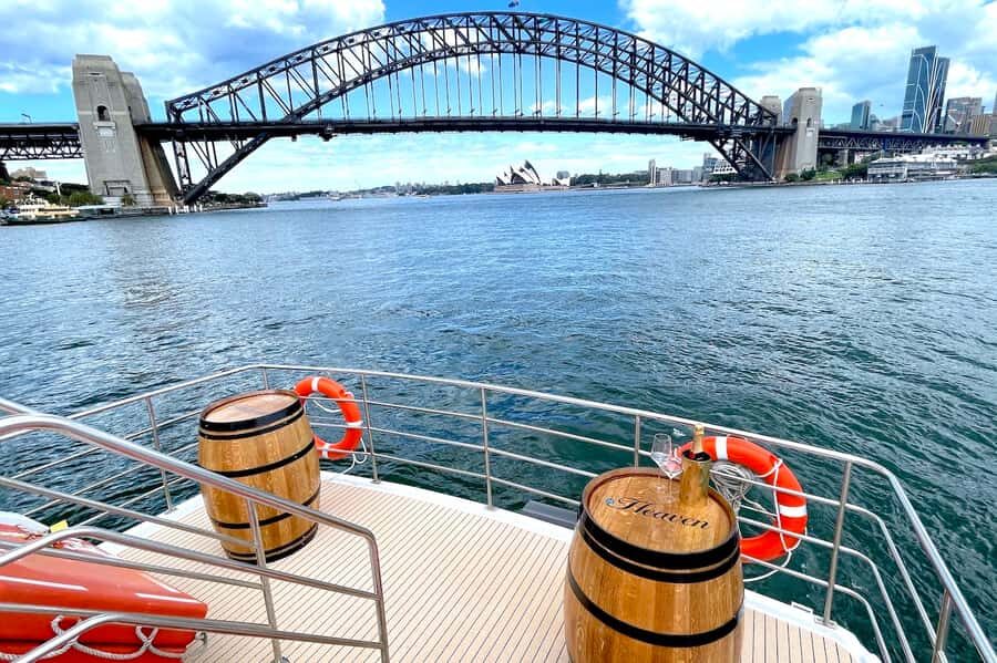 Sydney: Intimate Vivid Harbour Cruise with Canapes - Comfort and timing: how to pack for a night on Sydney Harbour