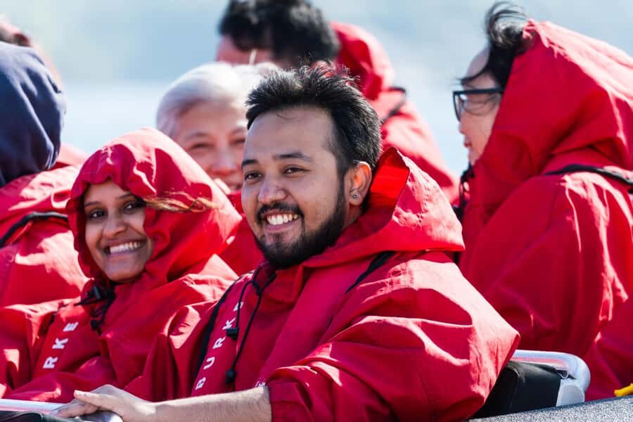 Sydney: Jet Boat Adventure Ride from Circular Quay - Ponchos, Spray, and What to Wear So You Enjoy It