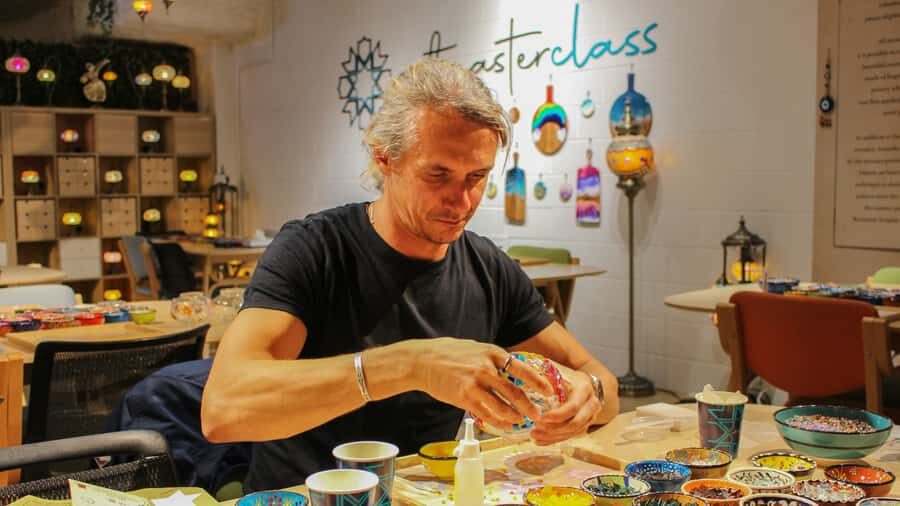 Sydney: Mosaic Art Classes - Turkish Lamp Workshop - Duration and pacing: why 150 minutes works for first-timers