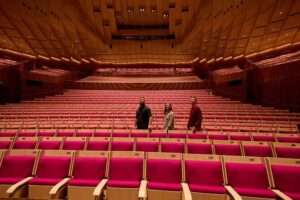 Sydney Opera House VIP Experience: Guided Tour, Dinner & Drinks - Meeting at 4:15 and finding the right lounge