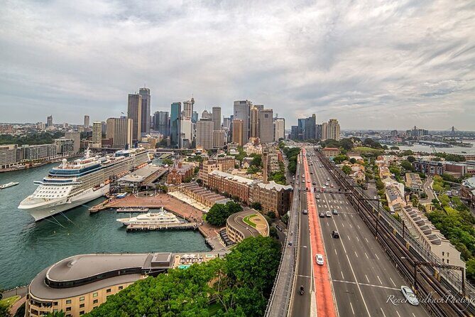 Sydney Port Private Departure Transfer: City Hotel to Cruise Port - Time Buffer: 15 Minutes Free Waiting in Practice