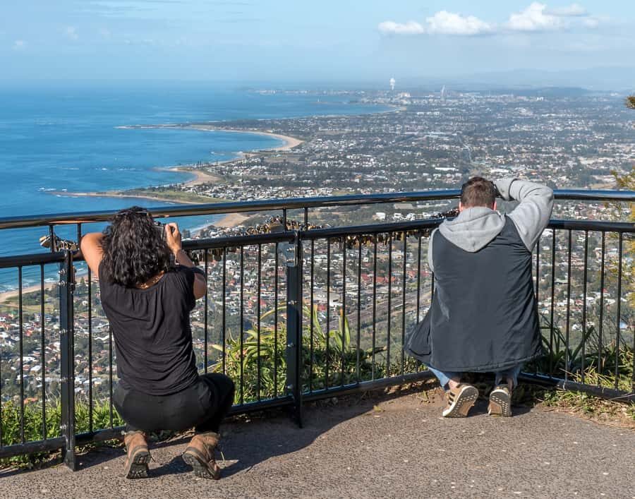 Sydney: Sea Cliff Bridge, Kiama Blowhole and Farmlands Tour - Sea Cliff Bridge: the clifftop walk that makes the day start strong