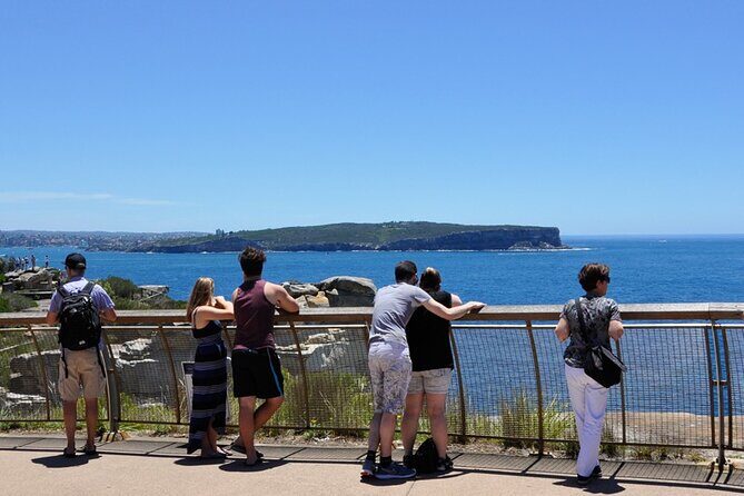 Sydney Sightseeing Bus Tour with Local Guide - Woolloomooloo and Finger Wharf: A History Moment Most People Skip