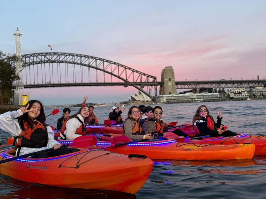 Sydney: Sunset Kayak Tour on Sydney Harbour - Safety briefing, kayaking gear, and what 90 minutes actually means