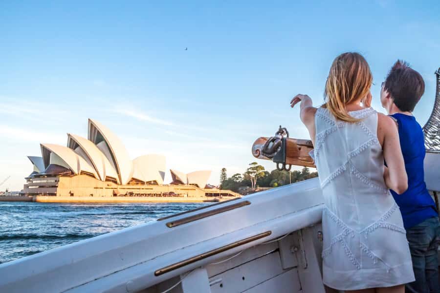 Sydney: Tall Ship Harbour Twilight Dinner Cruise - The 2-hour harbour route: Opera House, Fort Denison, and twilight views