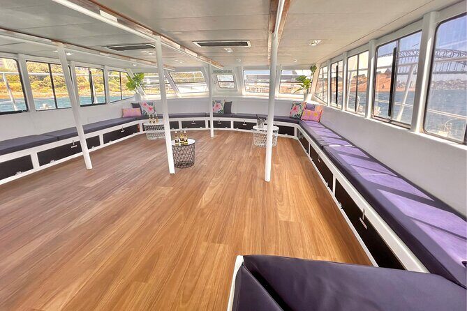 Sydney: Whale Watching Adventure Cruise - The catamaran ride to the whales: timing, motion, and comfort