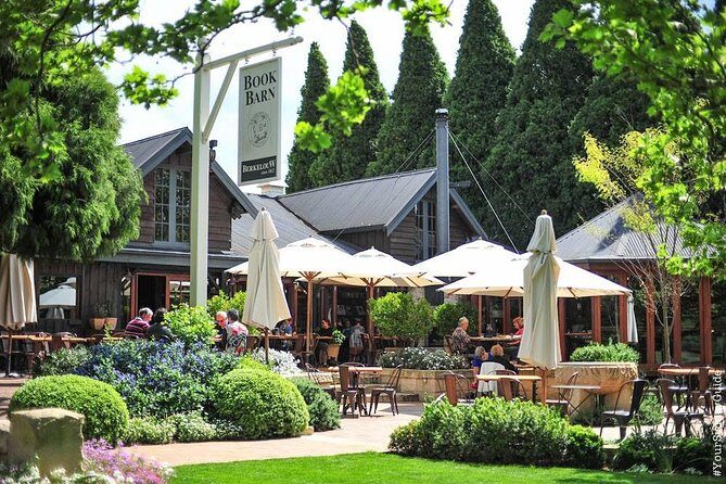 Waves Waterfalls and Wineries Full-Day Southern Highlands Private Tour - Fitzroy Falls Clifftops and Wildlife Moments